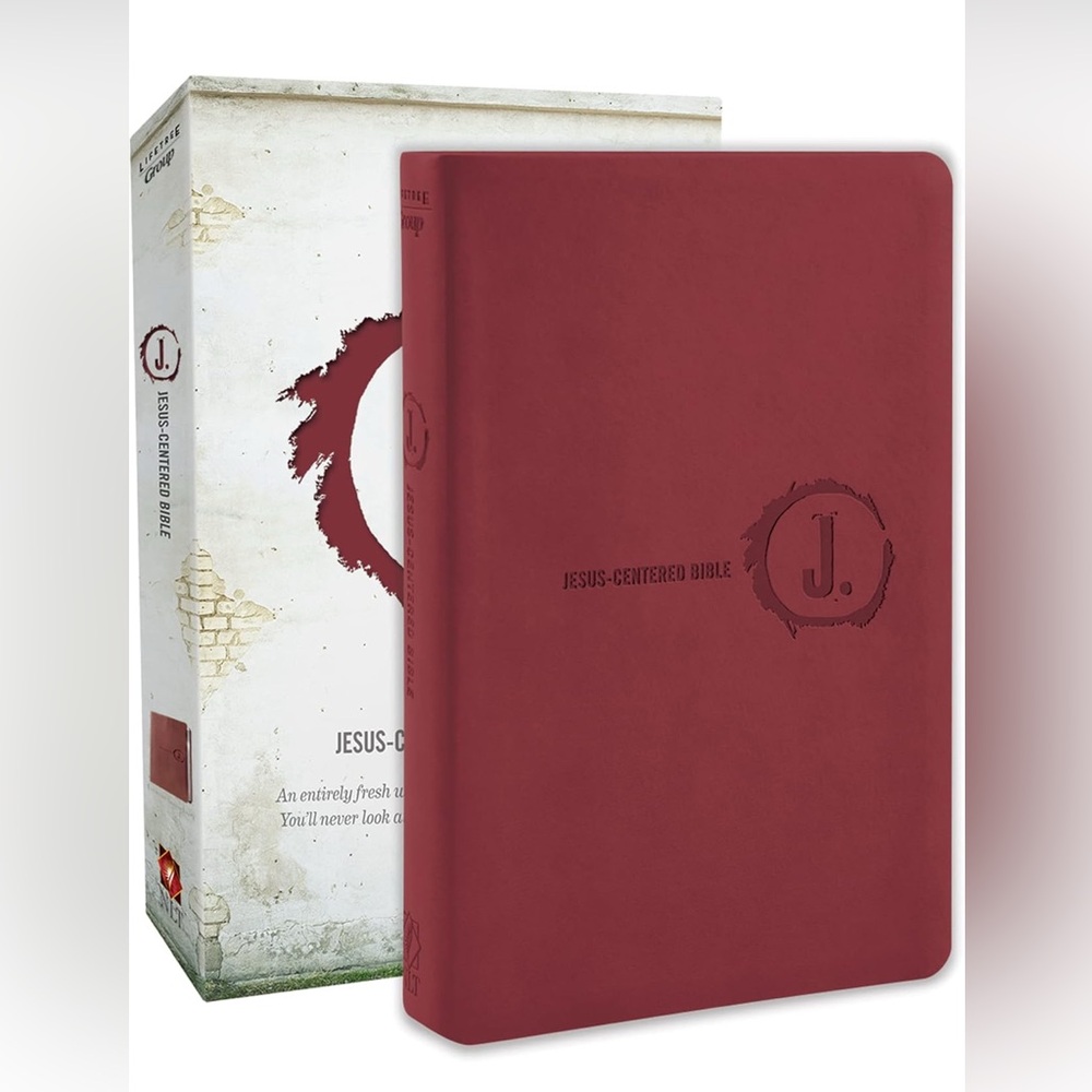 🫶🏼 Jesus-Centered Bible NLT, Cranberry, Leathersoft ❤️